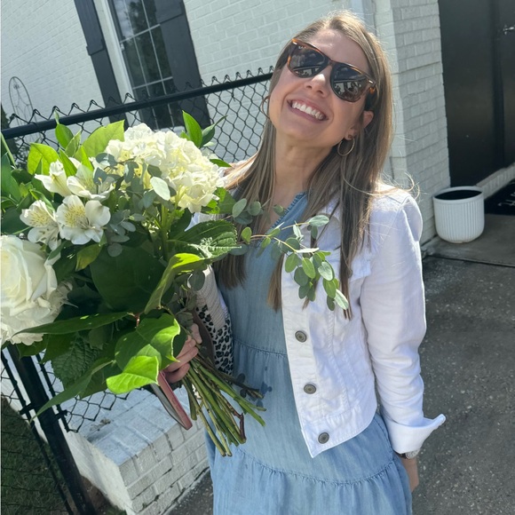 🙋🏼♀️ Welcome to Kayla’s Closet! - Picture 2 of 4